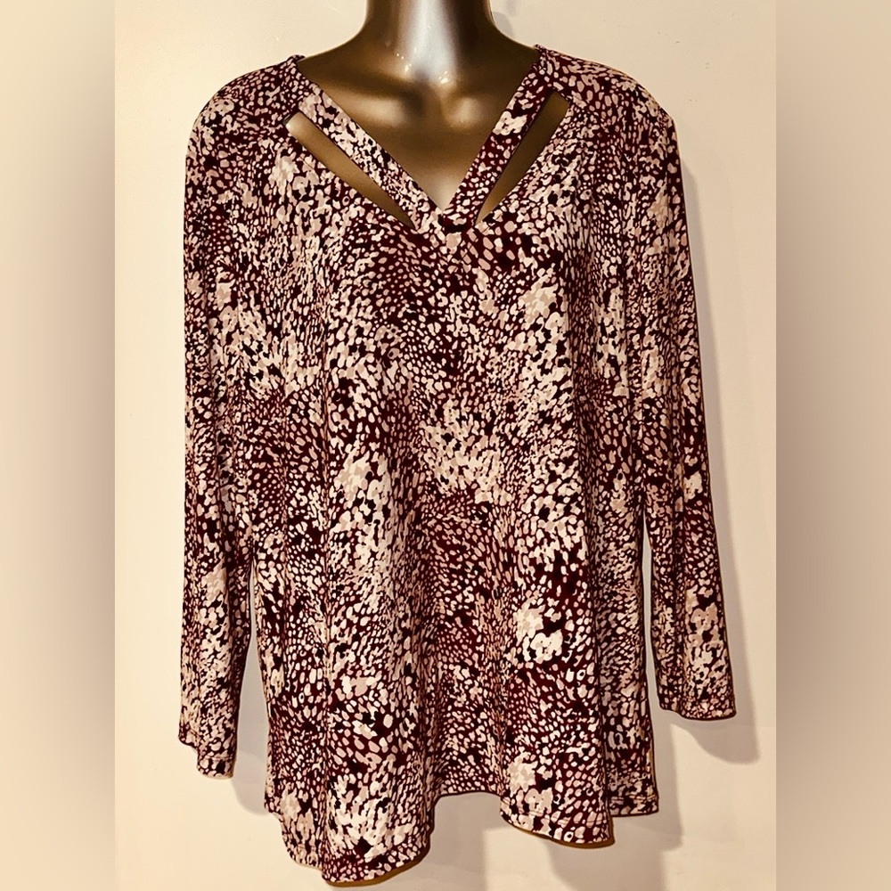 Nine West Women's Printed Top - Black and purple size XL EUC